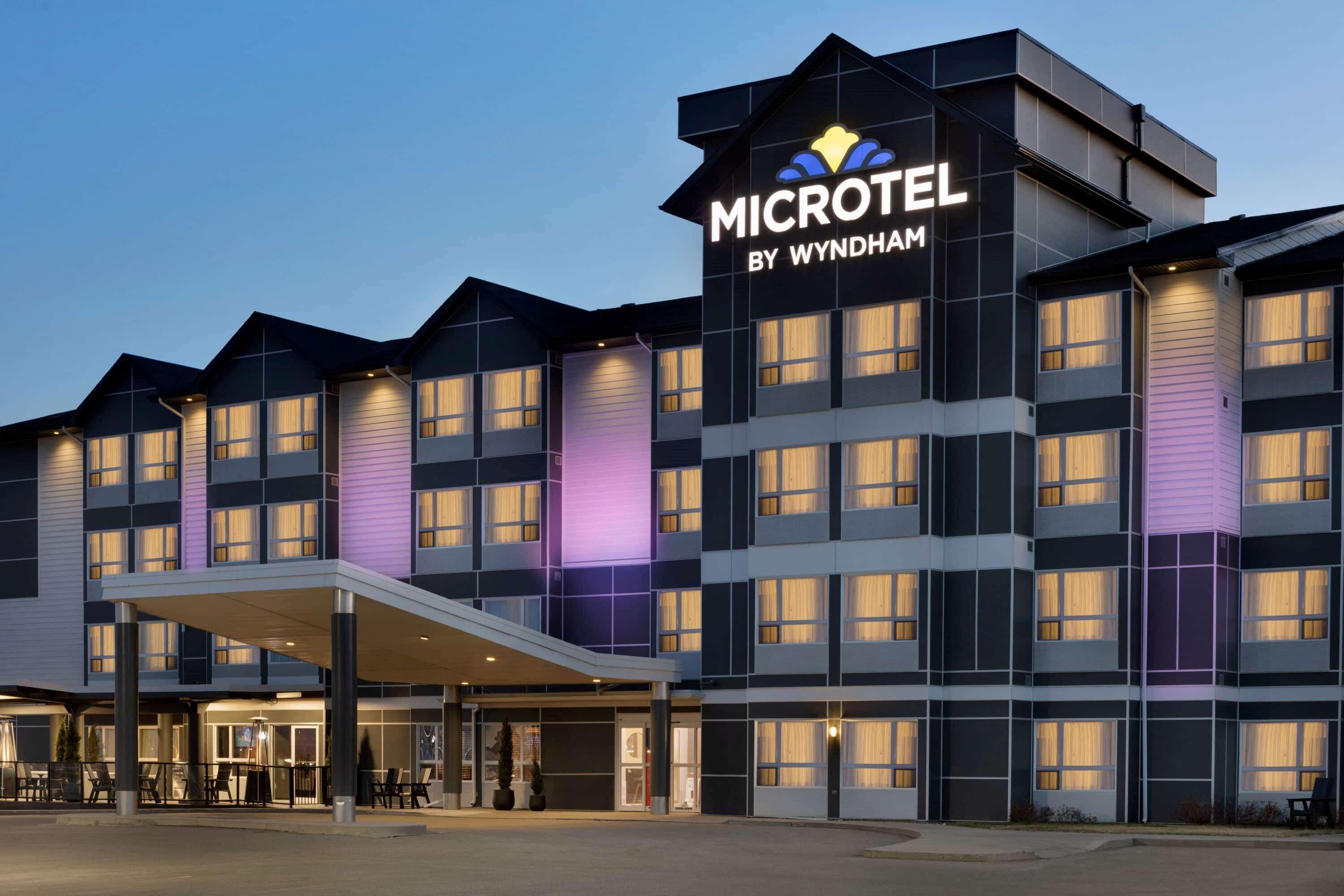 Microtel Inn & Suites By Wyndham Estevan Εξωτερικό φωτογραφία
