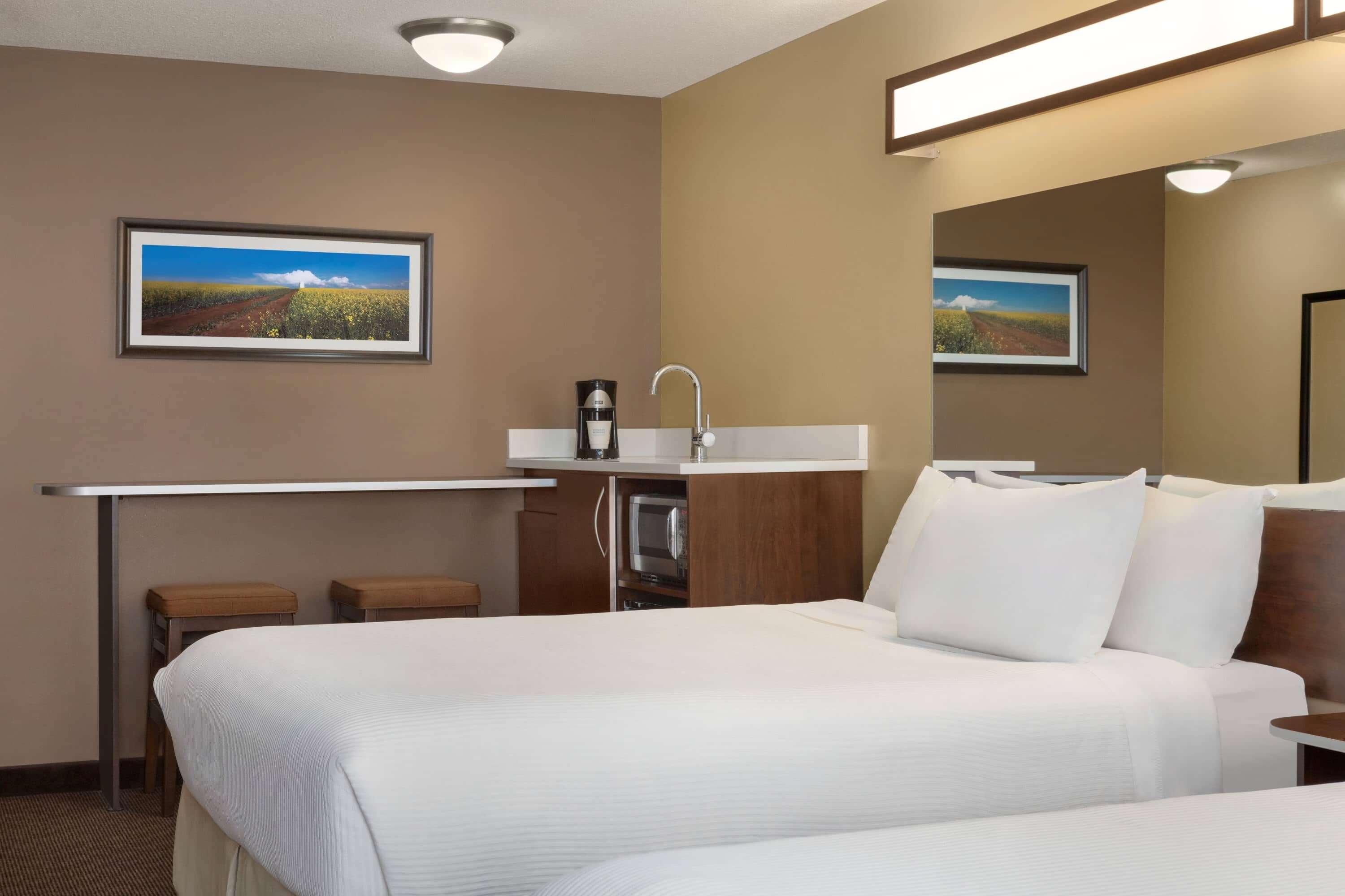 Microtel Inn & Suites By Wyndham Estevan Εξωτερικό φωτογραφία