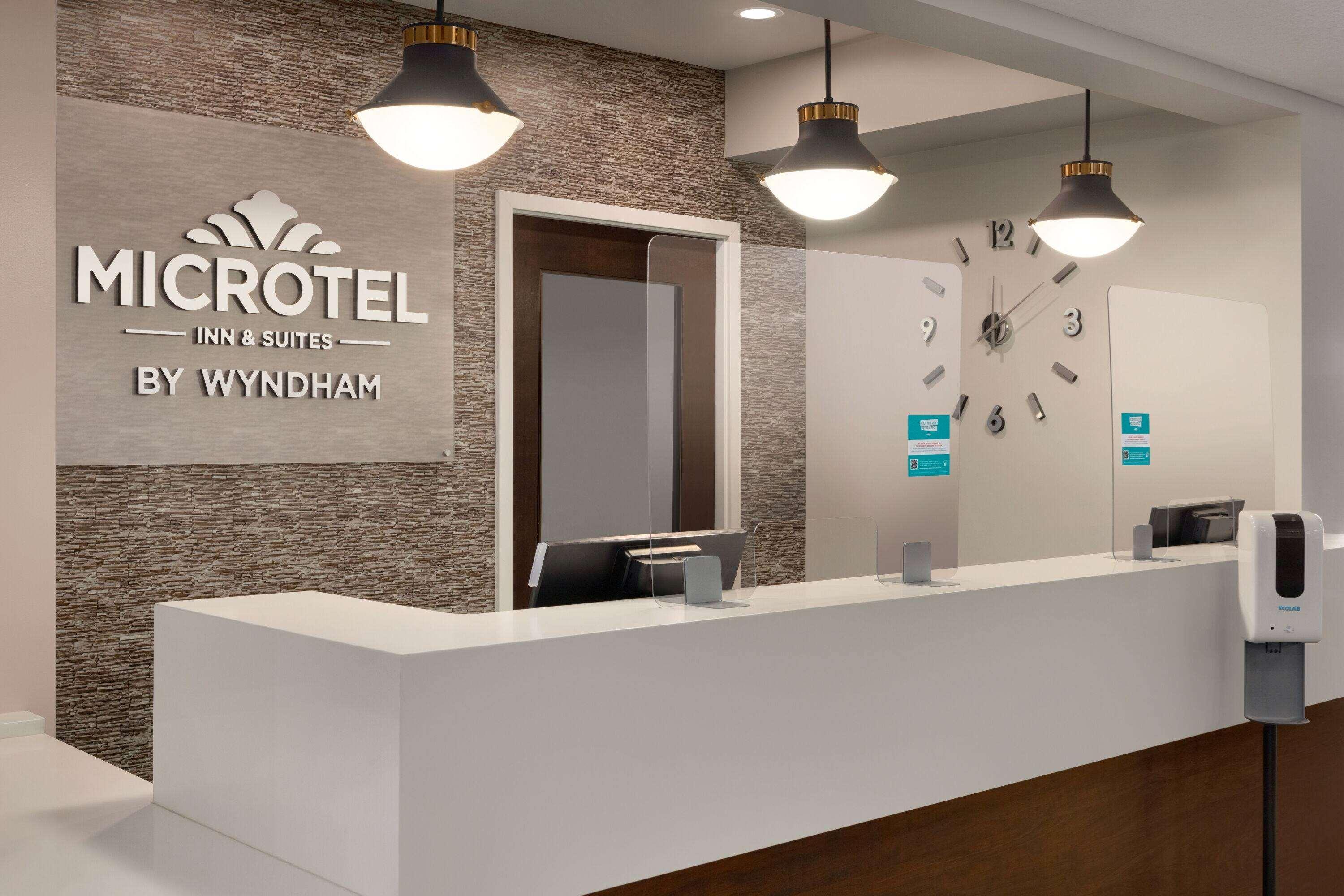 Microtel Inn & Suites By Wyndham Estevan Εξωτερικό φωτογραφία